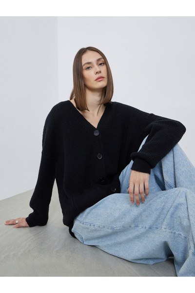 Styli Black Oversized Chunky Knit Cardigan