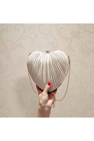 Just Pretty Corner Heart-Shaped Mini Evening Clutch Bag - White