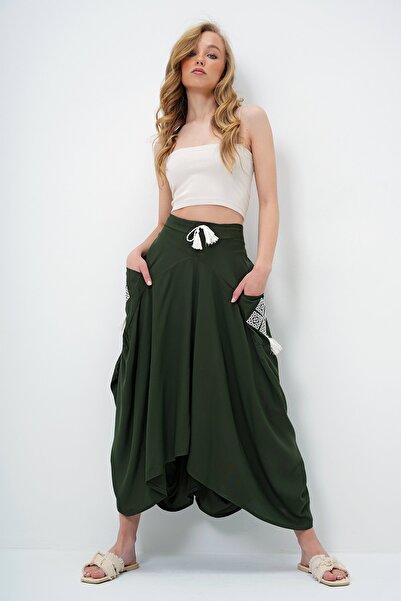 Trend Alaçatı Stili Women's Khaki Embroidered Double Pocket Shalwar Cut Woven Skirt Alc-X11801