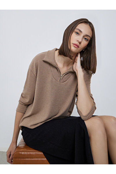Styli Khaki Solid Ribbed Sweatshirt