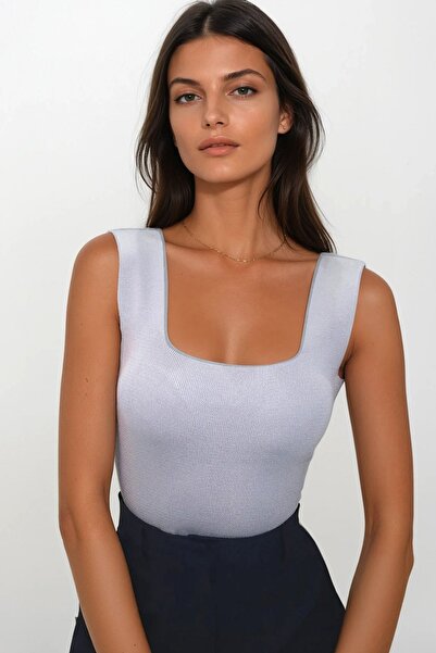 Trend Alaçatı Stili Graue, schmale, merzerisierte Damenbluse mit quadratischem Ausschnitt ALC-7122