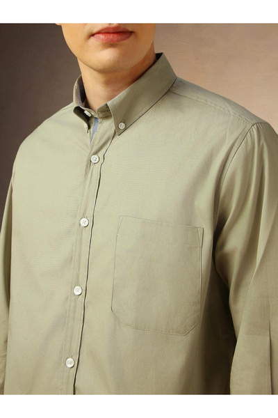 Dennis Lingo By Styli Men Solid Button Down Collar Casual Shirt