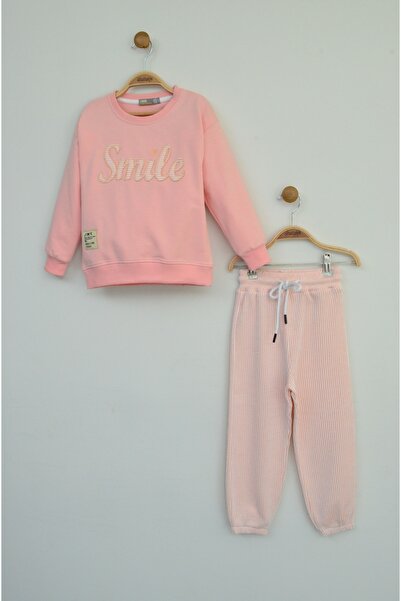 zubi baby & kids wear طقم رياضي للفتيات مطرز بعبارة 'ابتسامة' باللون الوردي ا...