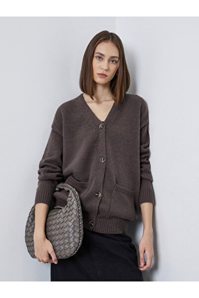 Styli Brown Oversized Knit Buttoned Cardigan