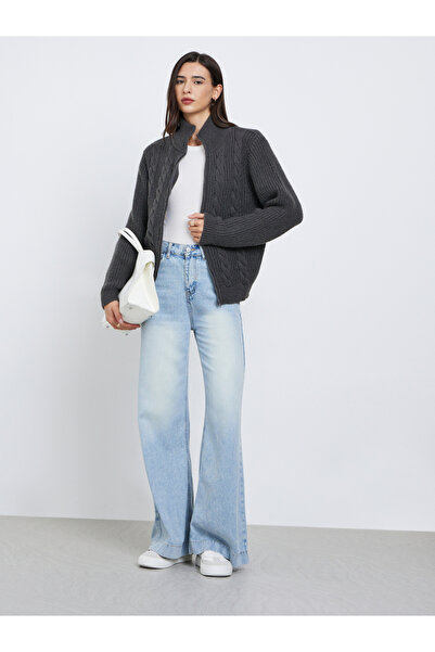 Styli Olive Chunky Cable Knit Zip-Up Sweater