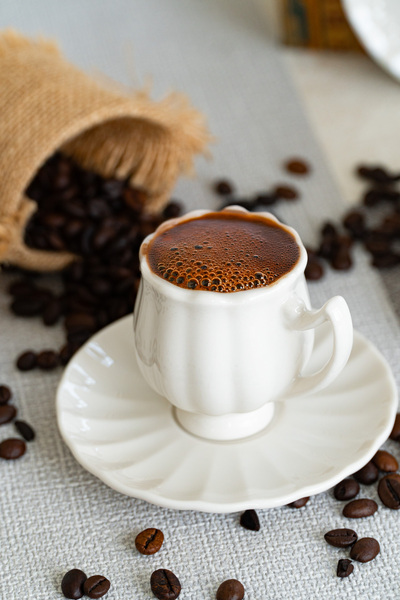 Farika Porselen Tulip 4 Piece 2-Person Porcelain Coffee Cup Set