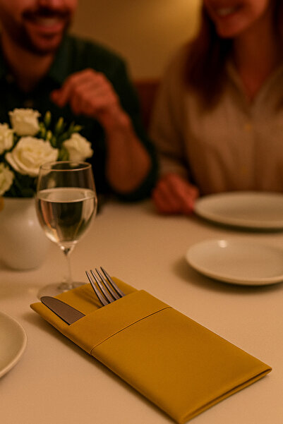 alenked Gold Renkli Kumaş Dokulu Cepli Air Laid Peçete 40x40 cm 6 Adet