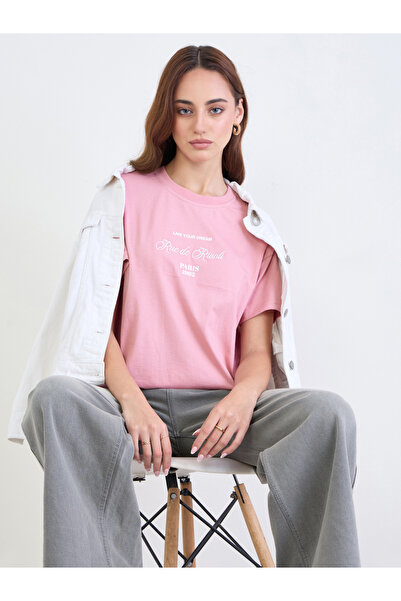 Styli تي شيرت وردي مطرز بقصّة مربعة