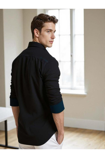 Dennis Lingo By Styli Men Solid Spread Collar Casual Shirt