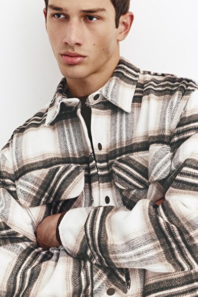 Pull & Bear Kahverengi kareli ince ceket