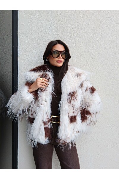 ESRAHELVACI Patterned Snap Fastener Faux Fur