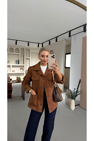 Sezgi Tekin Μπουφάν Premium Series College με κουμπιά και λεπτομέρεια τσέπης σε ταμπά χρώμα