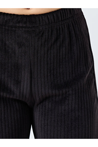 Styli Black Plain Corduroy Flared Leggings