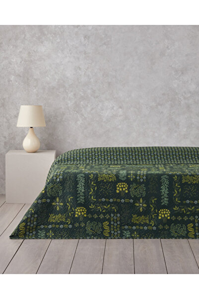 English Home Tendril Bloom King Size Multi-Purpose Coverlet 240X220 cm Green