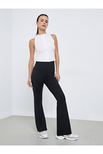 Styli Broad Waist Extreme Flared Leggings