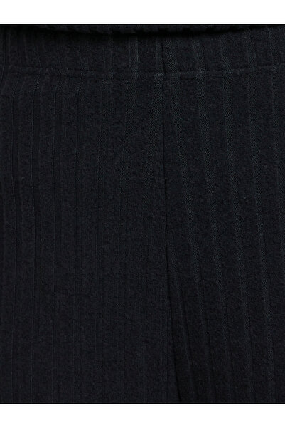 Styli Black Ribbed Knit Wide Leg Pants