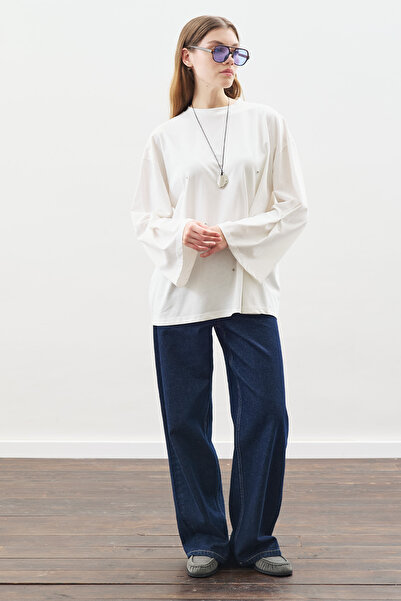 Manuka Chitchit Adjustable Tshirt Ecru