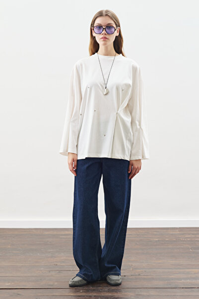 Manuka Chitchit Adjustable Tshirt Ecru