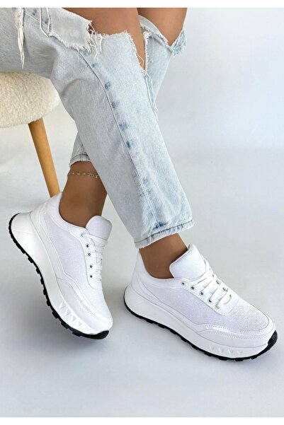 Erbilden Edva white lace-up sneakers