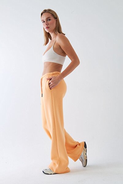 The Champ Clothing Oversized Unisex Sweatpants Orange – 3 Thread Sh Fleece-Lined Wide Leg, Pockets, Modern Comfortable Cut