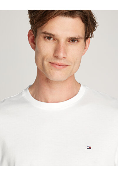 Tommy Hilfiger Men White Global Stripe Cuffs Crew Neck T-Shirt