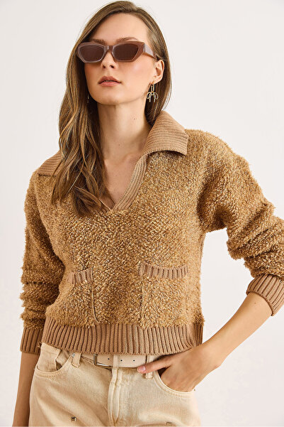 Olalook Women's Camel Polo Neck Pocketed Textured Crop Knit Sweater Kzk-19001056