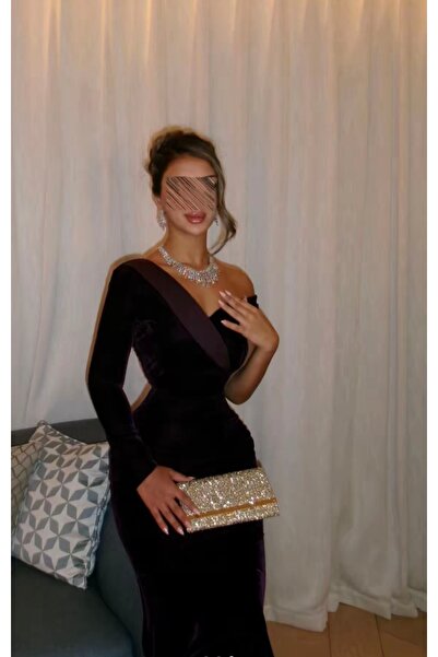 Mannar Desgin purple velvet dress