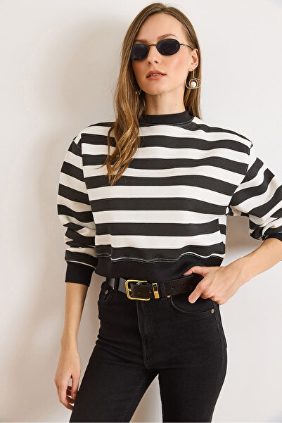 Olalook Women's Black and White Striped Fleece-Lined Crop Sweatshirt Swt-19000775