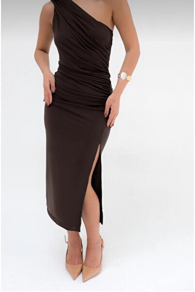 sozan Φόρεμα Isabella ACIKAHVE με έναν ώμο με λεπτομέρεια και ντραπέλι Y άνοιγμα