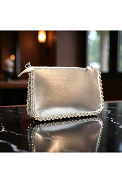 wikidayss Women's Studded Chain Strap Crossbody Bag