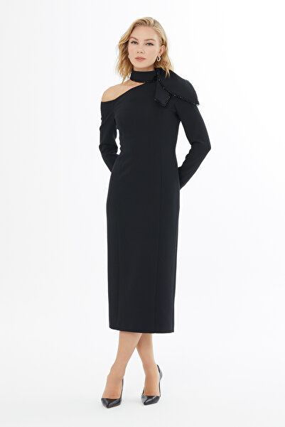 GİZİA Arka Orta Ve Kollar Gizli Fermuarlı İşlemeli Elbise