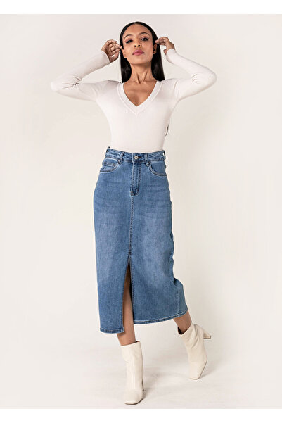 Nina Carter Fustă albastră din denim cu crăpătură frontală P215 M10