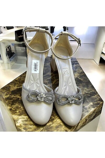 KAFKASLAR AYAKKABI Short 5 cm Thick Heel Closed Front Ankle-Strapped Stone Shoes