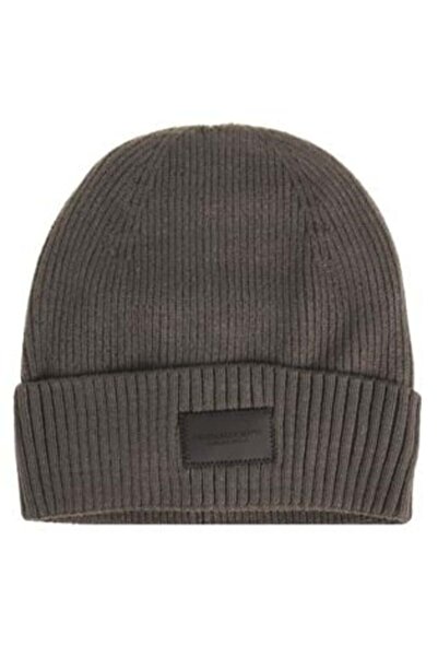 OEM Taupe Knitted Beanie with Fleece Lining & Brown PU Patch for Men