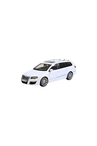 NZG Macheta auto VW Volkswagen Passat R36 Alb 1:18