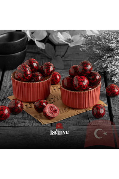 istinye turkish sweets دراج الشوكولاتة والتوت