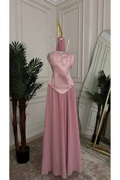 MALAZ A romantic dress with a diamond-like sparkle: a magical dream dress