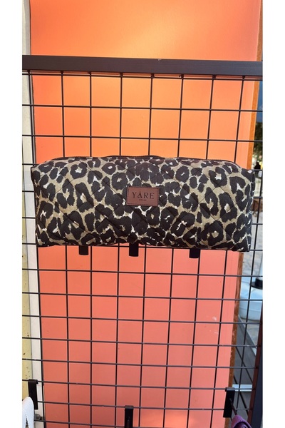 Yare Atelier مكواة فرد الشعر من قماش الجبردين بسحاب بنمط الفهد، حقيبة مكياج، ...