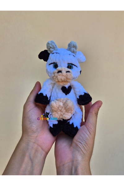 OEM Moolsy, Vaca Mică – Jucărie de Pluș Croșetată Manual | Cadou Amigurumi Mo...