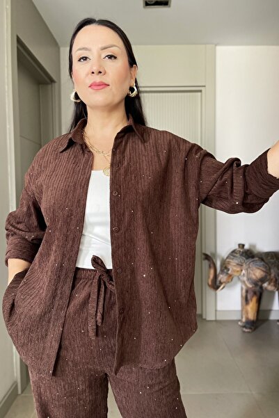 Butik Didem Sakinci طقم قميص وبنطلون مطرز بالترتر والمخمل اللامع