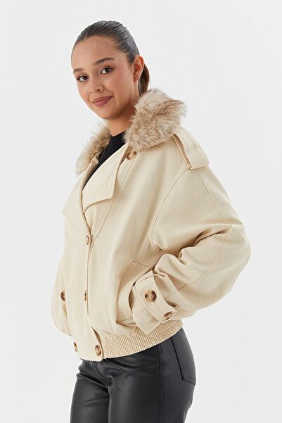 Shopping Shop Κοντή καμπαρντίνα με γούνινο γιακά ΚΡΕΜ