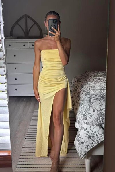 theanemos Straplez Yırtmaç Detaylı Uzun Elbise - Sarı