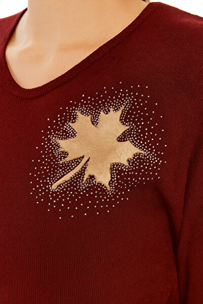 Curvy Trend Plus Size Sycamore Leaf Applique Stone Blouse