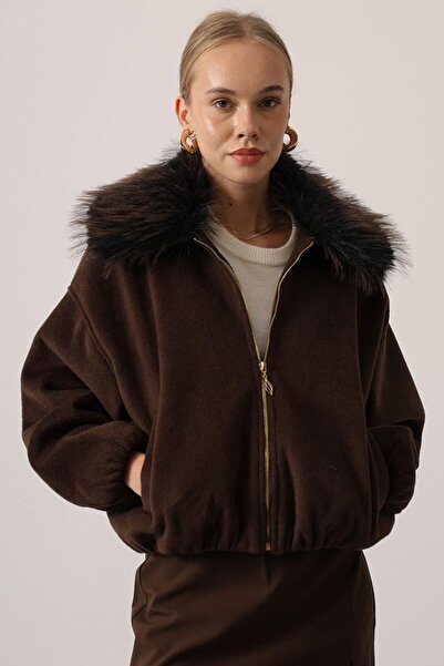 VAGGON Women's Brown Fur Collar Zipper Closure Bomber Cashmere Jacket Vs01540