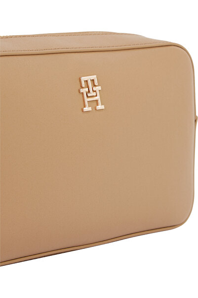 Tommy Hilfiger Women Safari Canvas Polyurethane Monogram Plaque Camera Bag