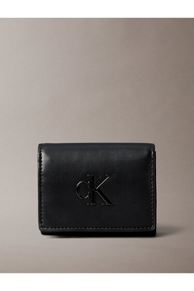 Calvin Klein Women Black Bold Medium Bifold Wallet