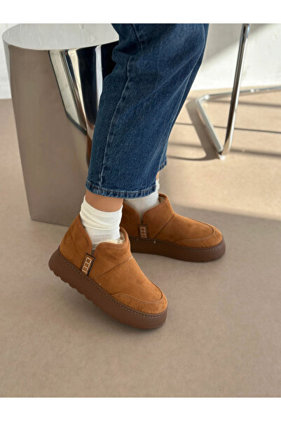 Banksy PUNK İÇİ TÜYLÜ KADIN BOT