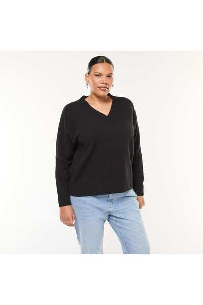 KİABİ سترة سوداء محبوكة برقبة على شكل حرف V