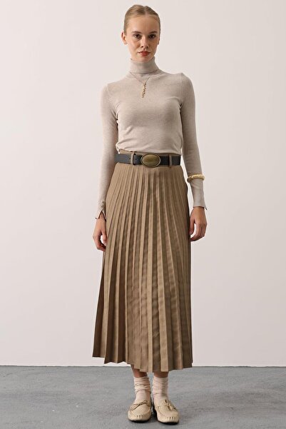 VAGGON Fusta de damă din piele intoarsa cu detaliu curea din nurca, lungime midi, plisata Vs01530