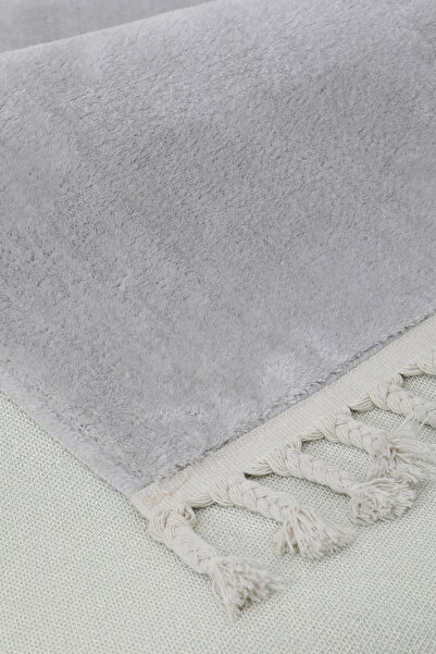 Dijidekor Plush Fringed Carpet Light Gray Color Erasable 160X200